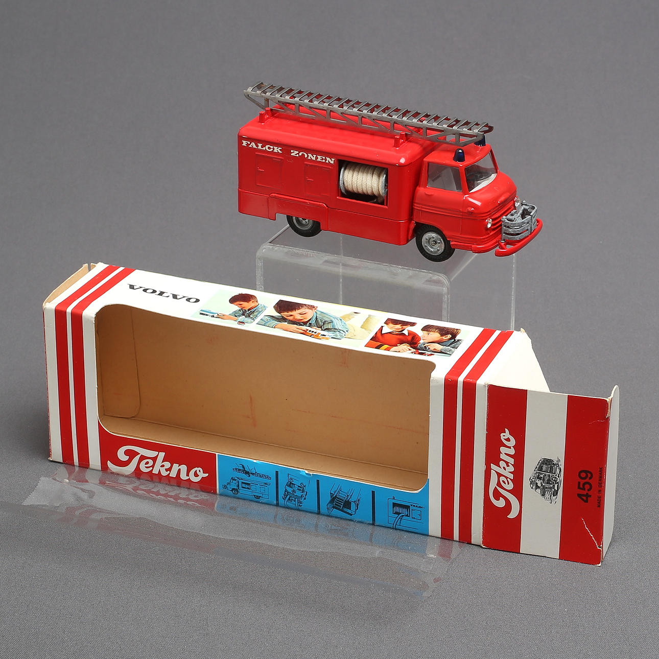 TEKNO DENMARK 459 - VOLVO Falck Zonen, Fourgon Pompiers,Rouge 1:43 EUR 60,00 - FR