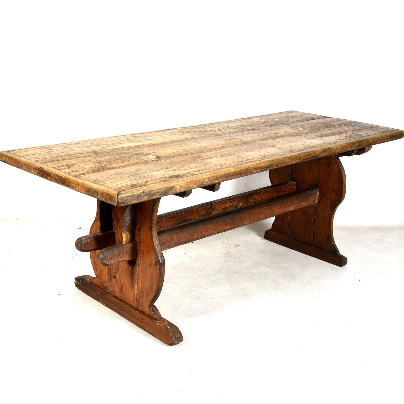 MESA DE CAMPO, madera, siglo XIX.