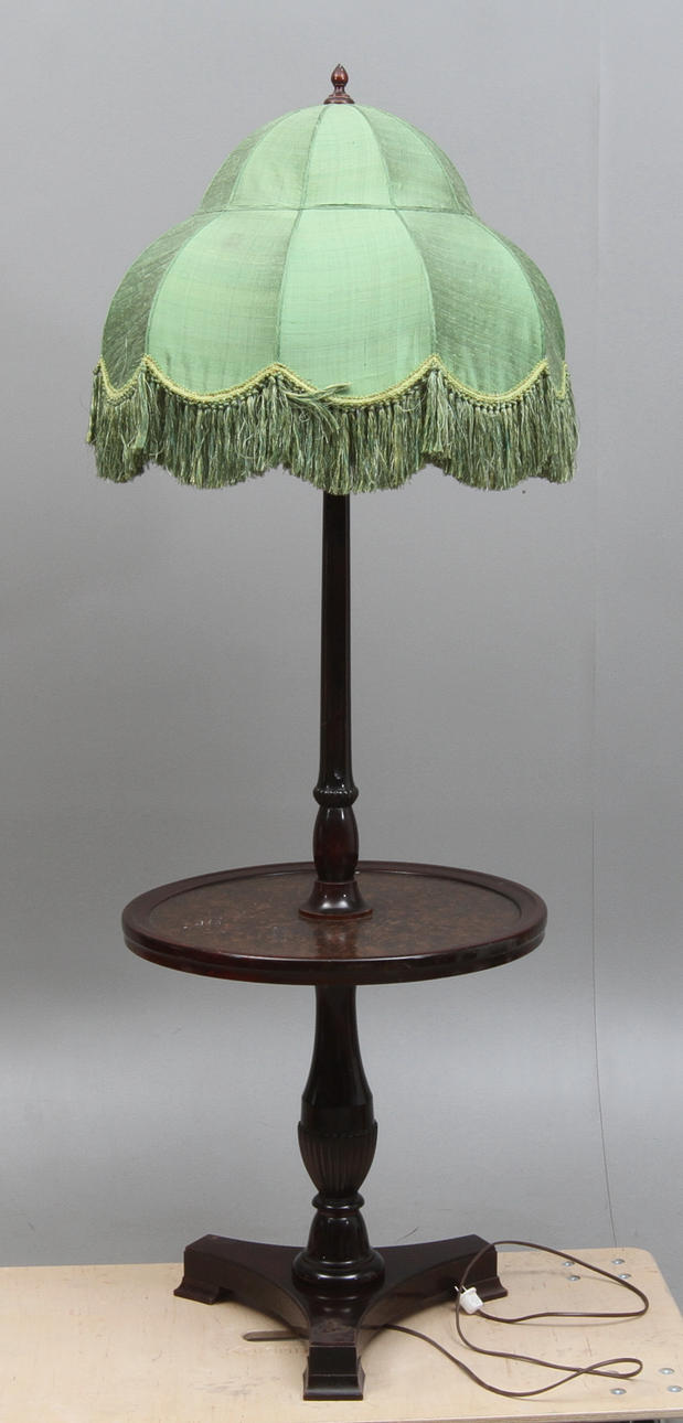 LAMPBORD, 1900-tal.