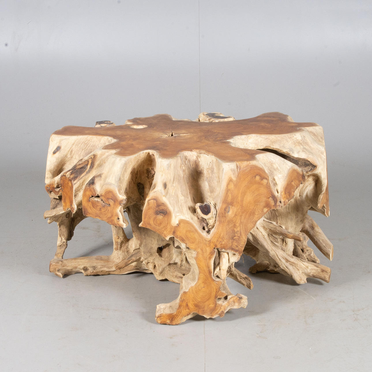 SOFFBORD, teakrot, modern design.