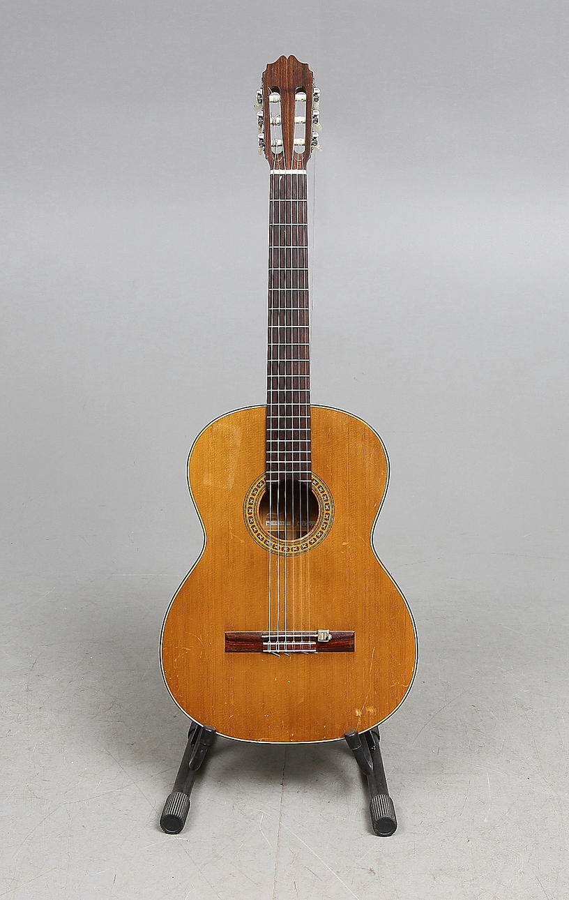 AKUSTISK GITARR, DC150, DIA.