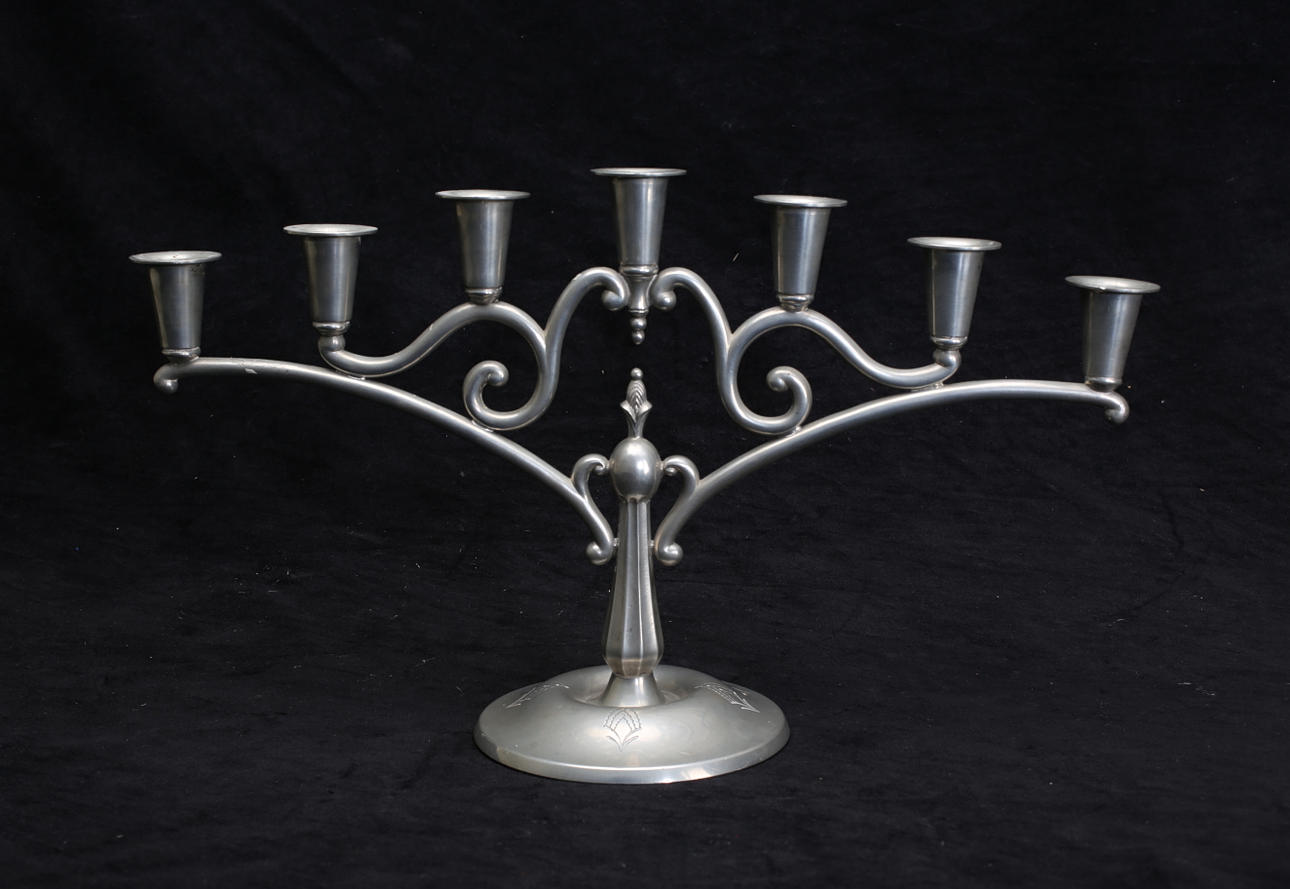 LJUSSTAKE, Svenskt Tenn.