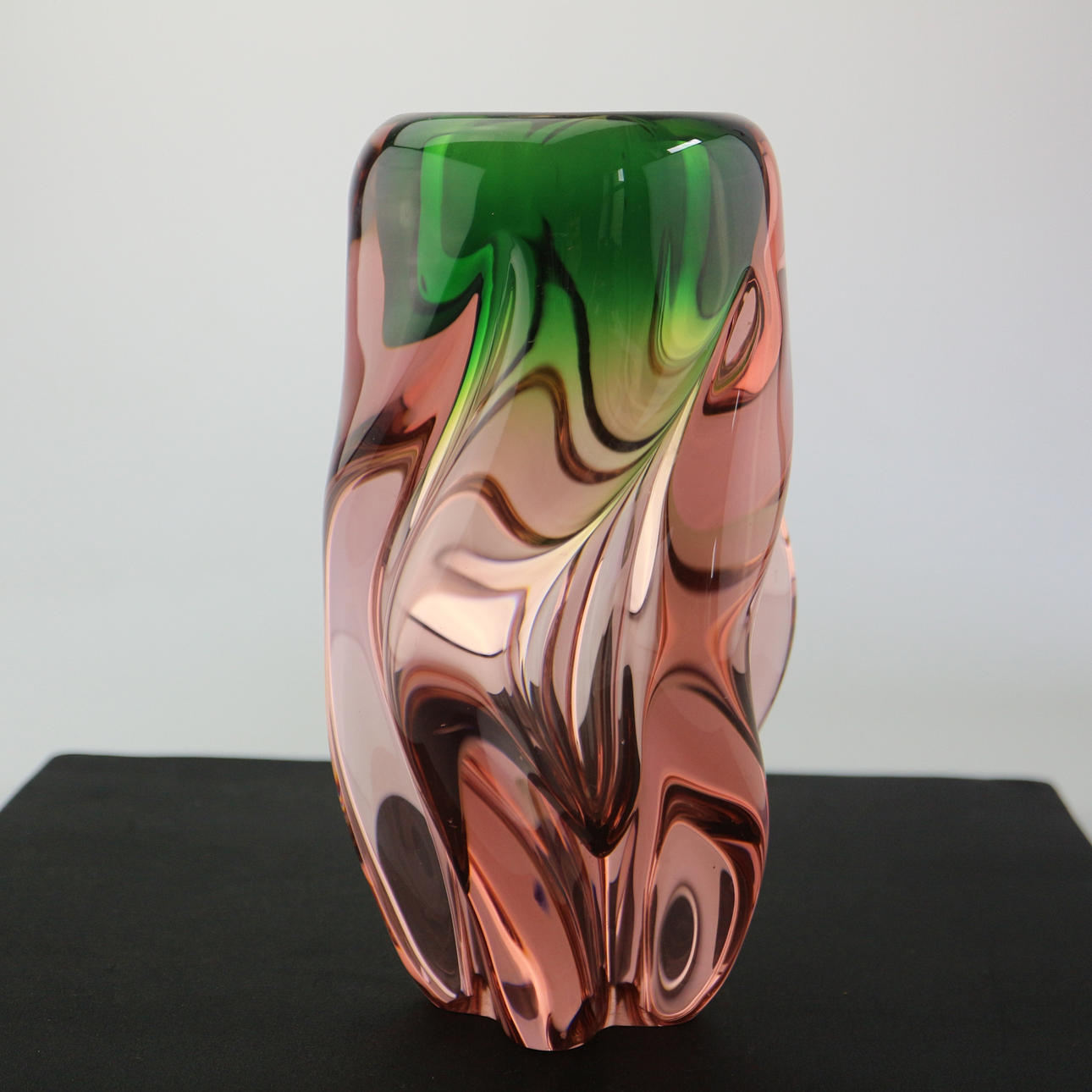 JAN BERANEK GLASS VASE SKRDLOVICE.