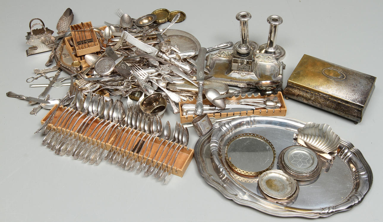 PARTI METALL, mestadels nysliver.