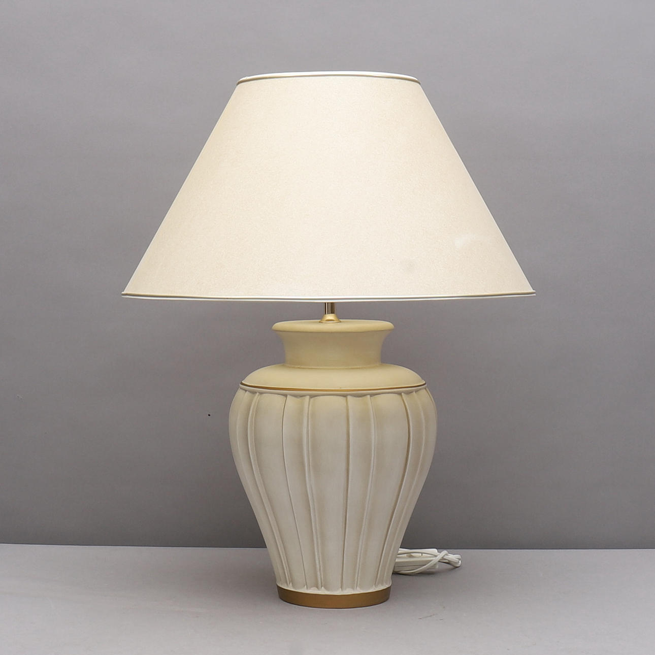 TABLE LAMP, ceramic.