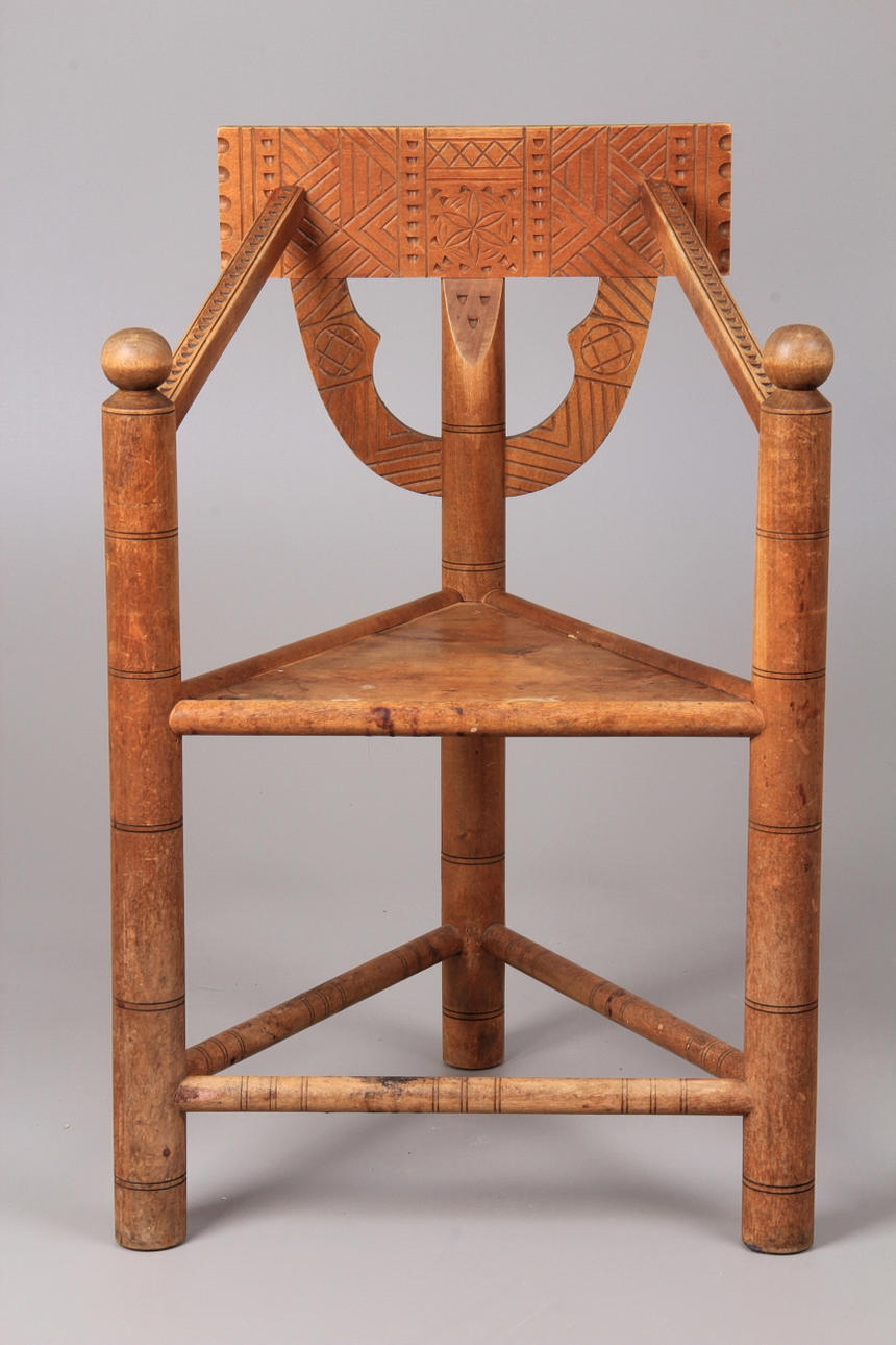 MUNKSTOL, Ek, 1900-tal.