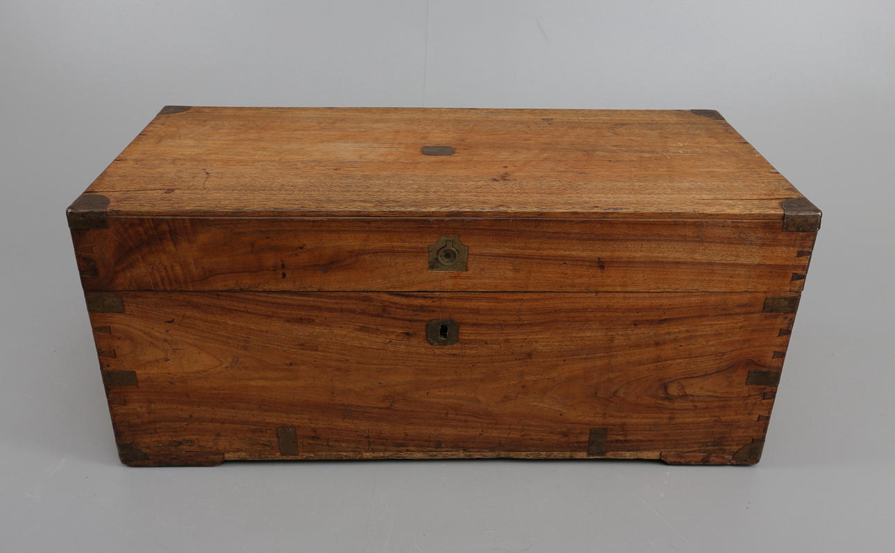 KISTA, Kinesisk, 1800-tal.