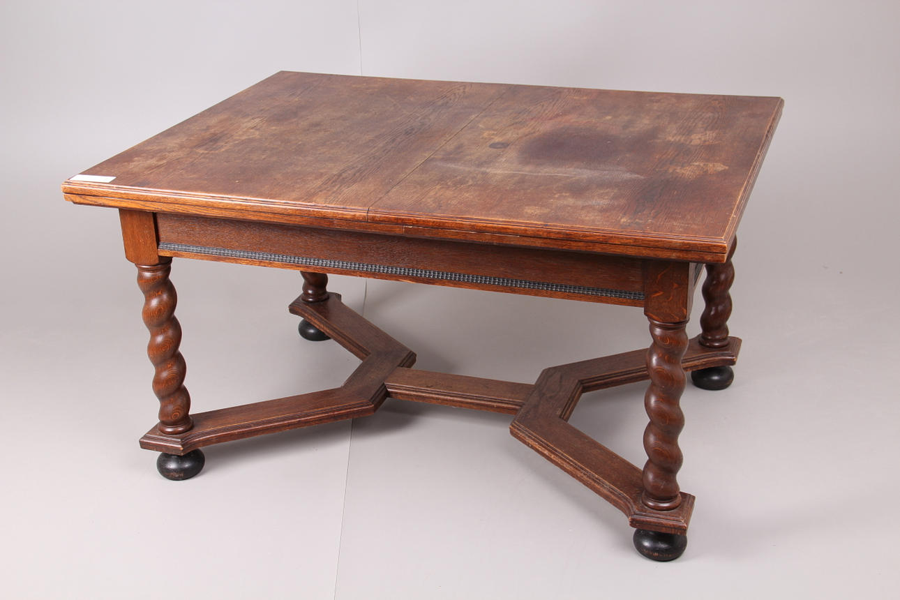 MATSALSBORD, Barockstil, 1900-tal.