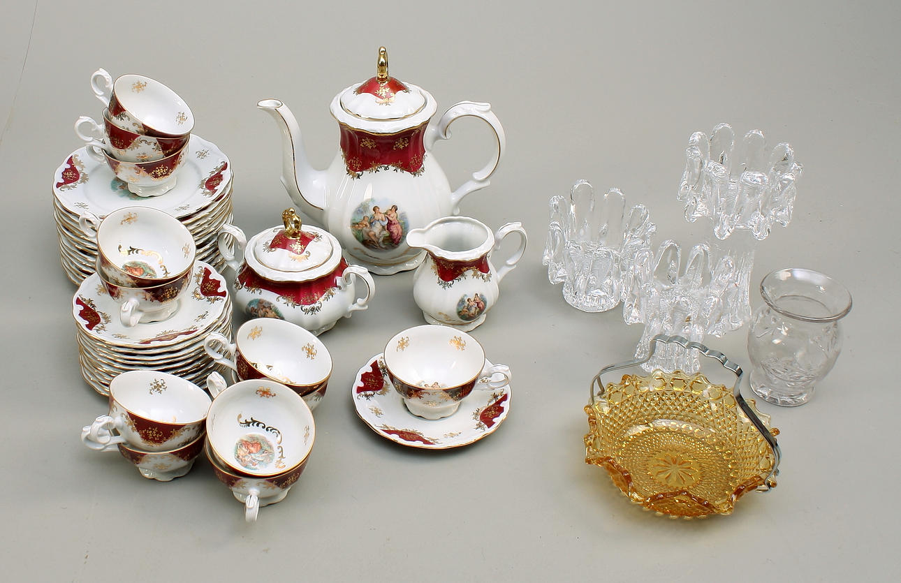 KAFFESERVIS, 27 delar, porslin, Bareuther + GLASFÖREMÅL, 5 st.