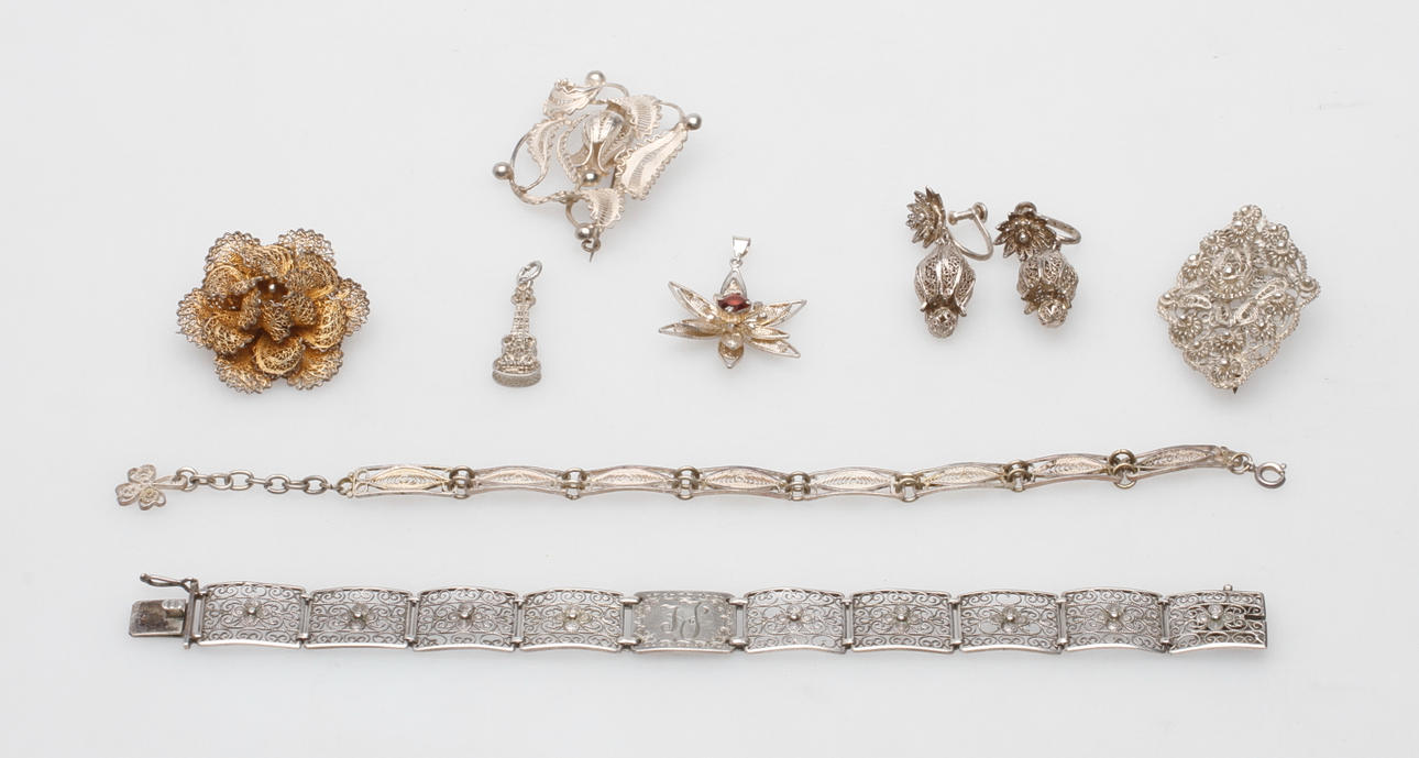 SMYCKEN, 9 delar, silver, filigran, 1900-tal.