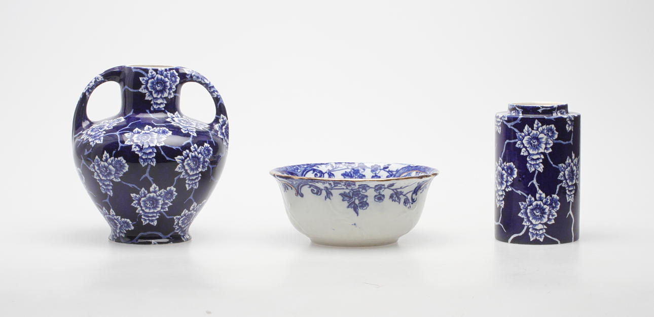 VASER samt SKÅL, 3 delar, Rörstrand.