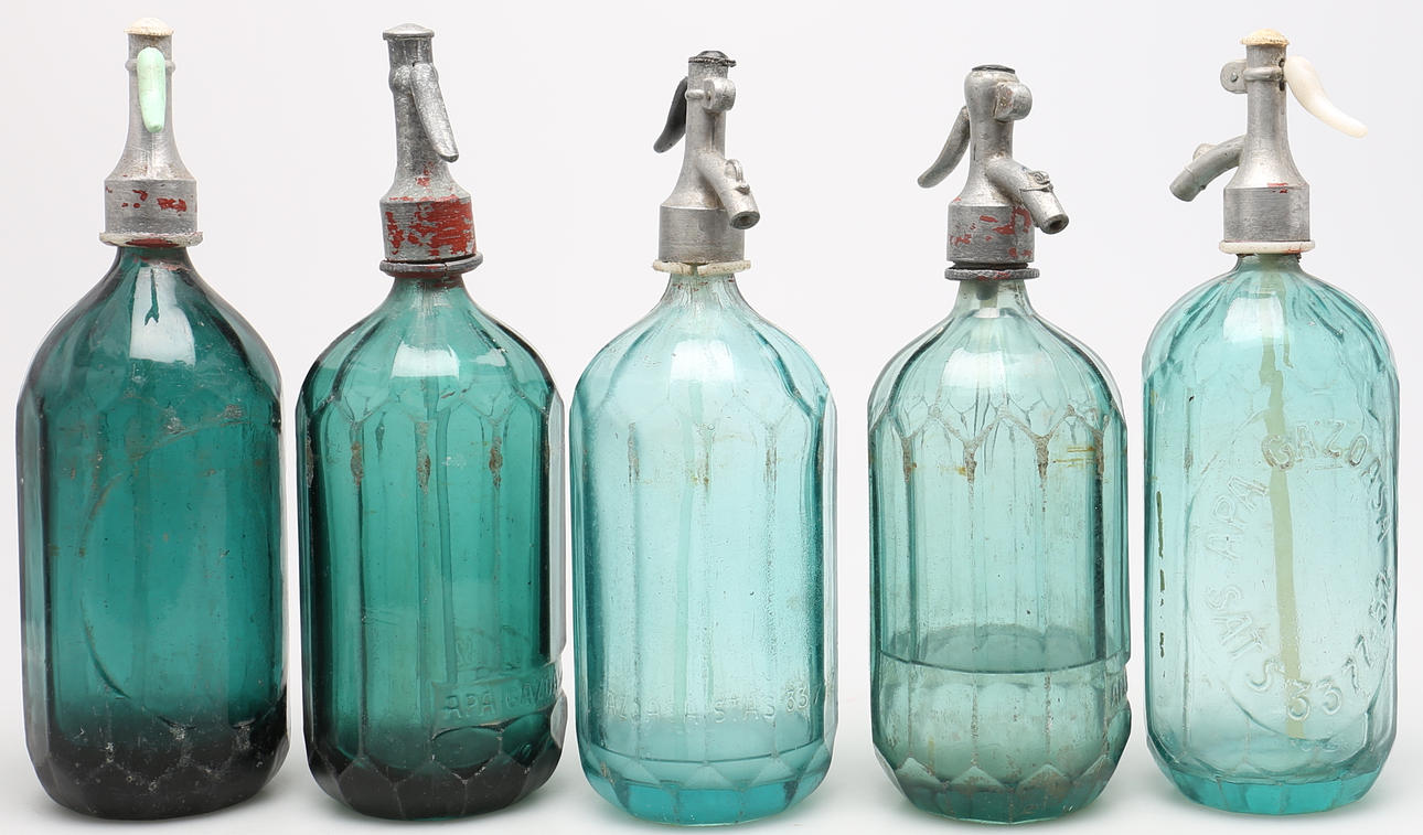 SIFONER i glas och aluminium (5). Apa Gazoasa Stas, 1900-tal.