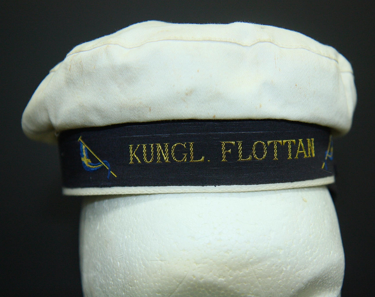 RUNDER HUT, Royal Navy.