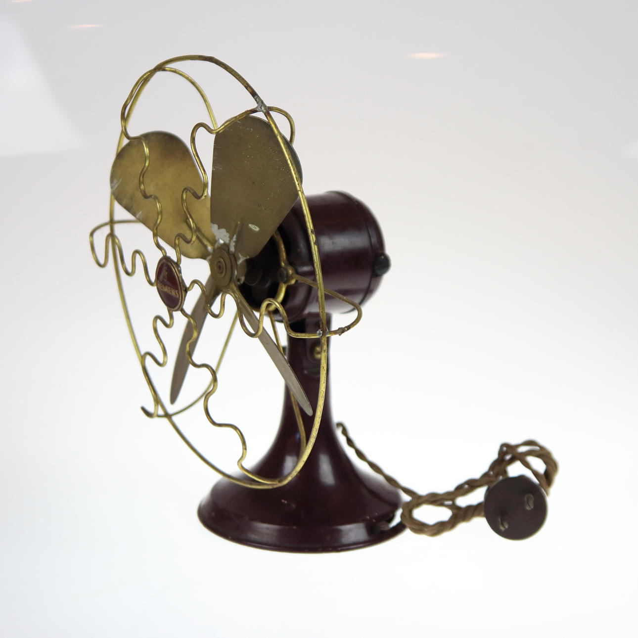 TISCHVENTILATOR, Metall, Siemens Mitte 20. Jahrhundert.