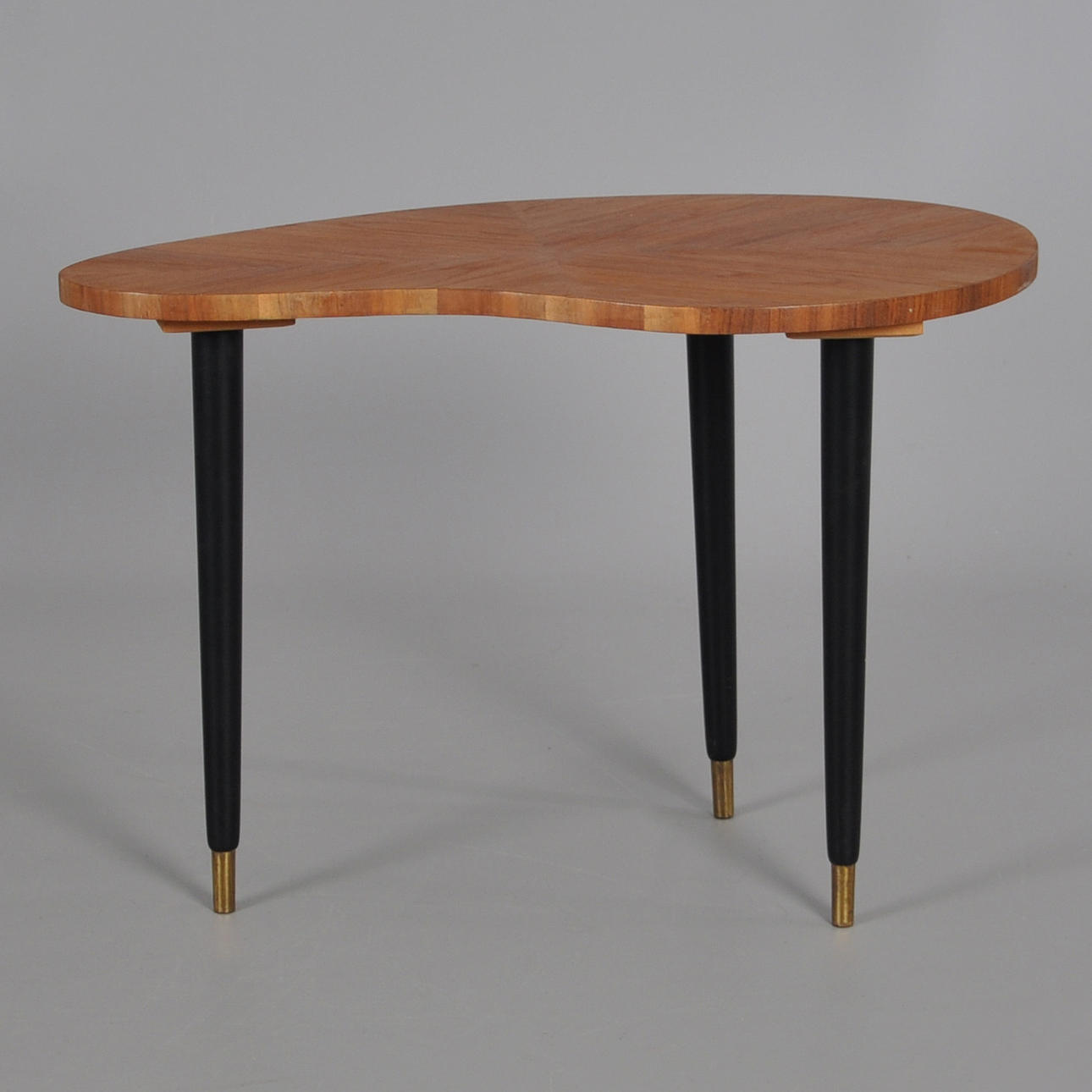 NJURFORMAT BORD TEAK TRE BEN 1900-talets mitt.