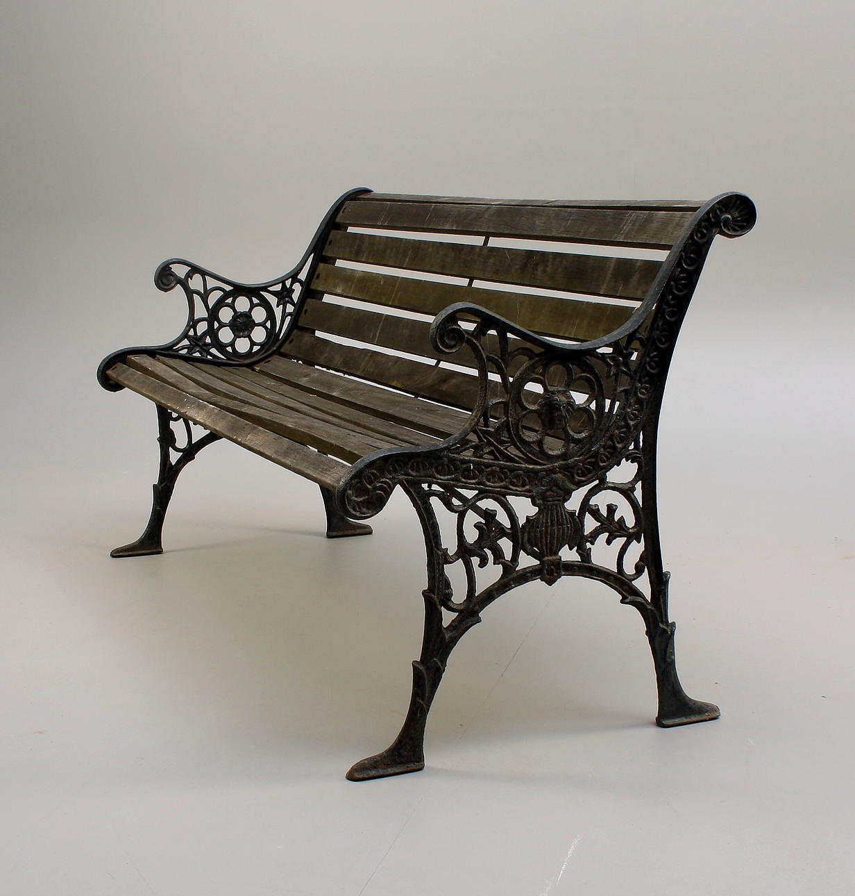 TRÄDGÅRDSSOFFA, gjutjärn/trä 1900-talets andra hälft.