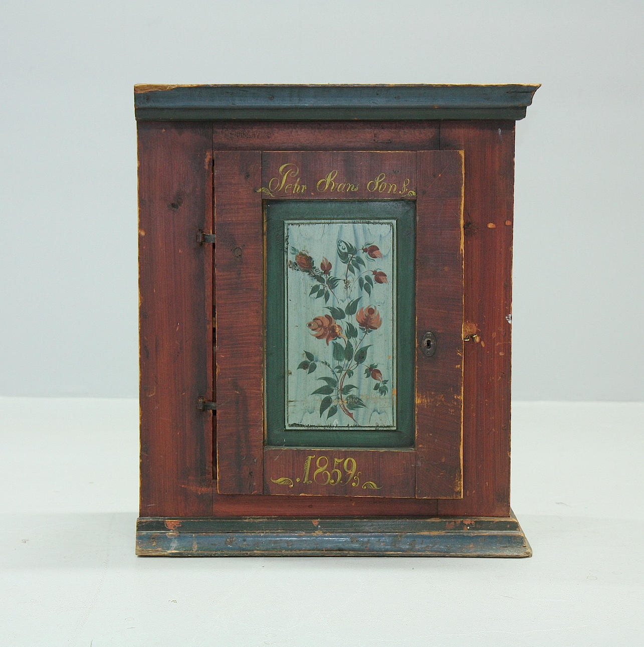 HÄNGSKÅP, allmoge, Jämtland, märkt 1859.