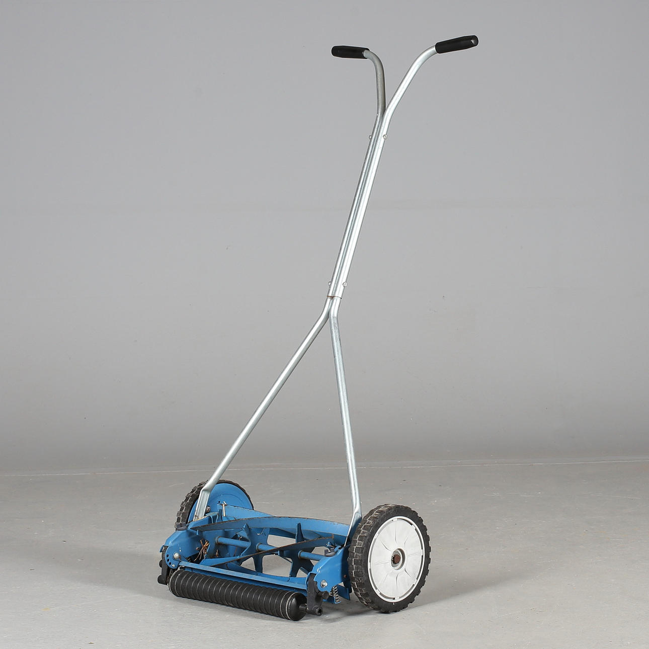 HANDGRÄSKLIPPARE, metall, Husqvarna, 19/2000-tal.