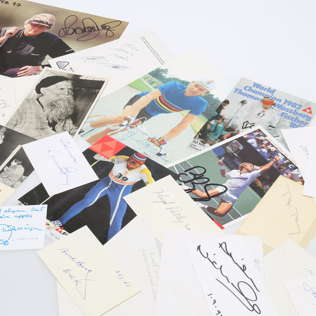 AUTOGRAMM. 23 sportbezogene Autogramme.