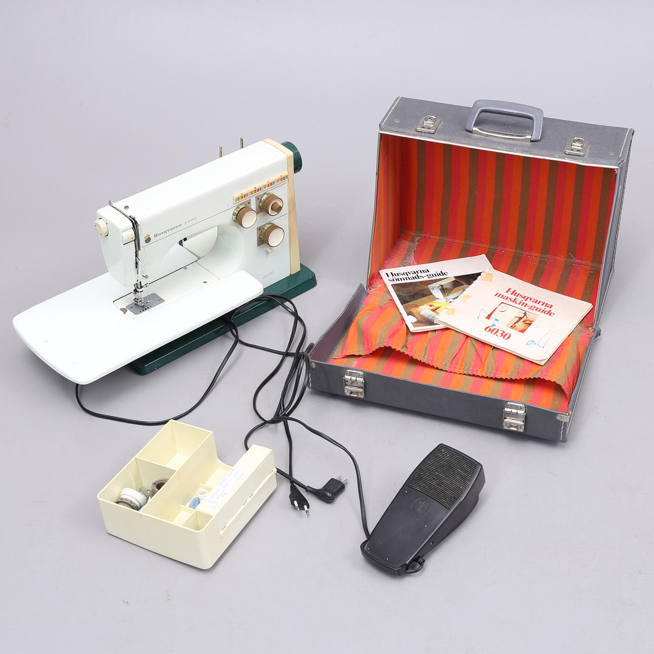 NÄHMASCHINE, Husqvarna 2000, Modell 6030.