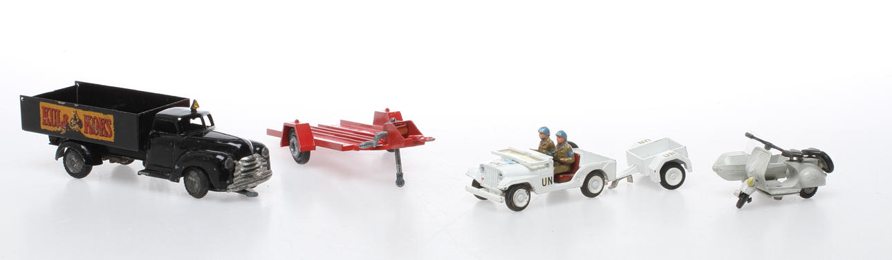 TEKNO KOL&KOKS, VESPA, UN JEEP och VAGN.