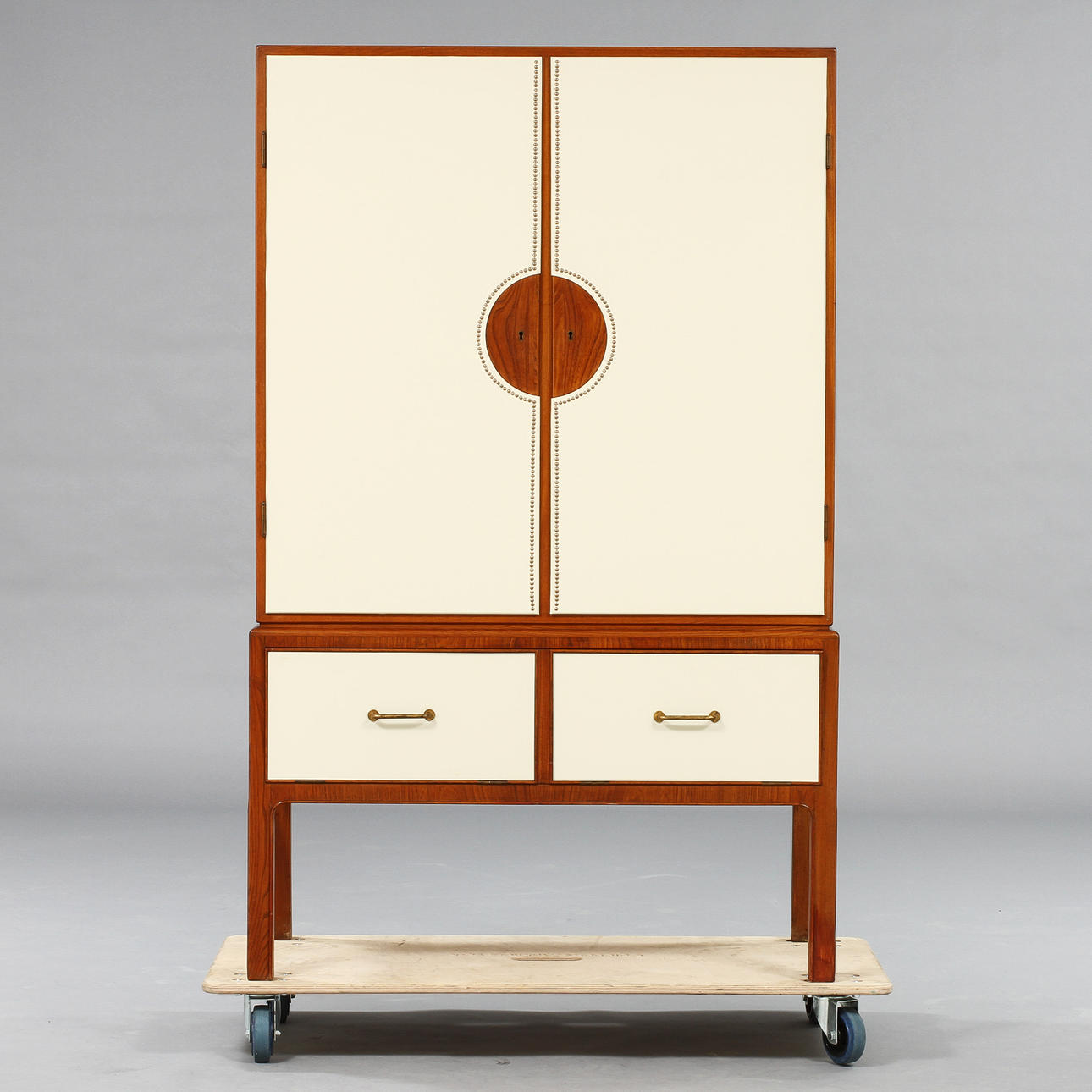 DOKUMENTSKÅP, 1900-talets mitt.