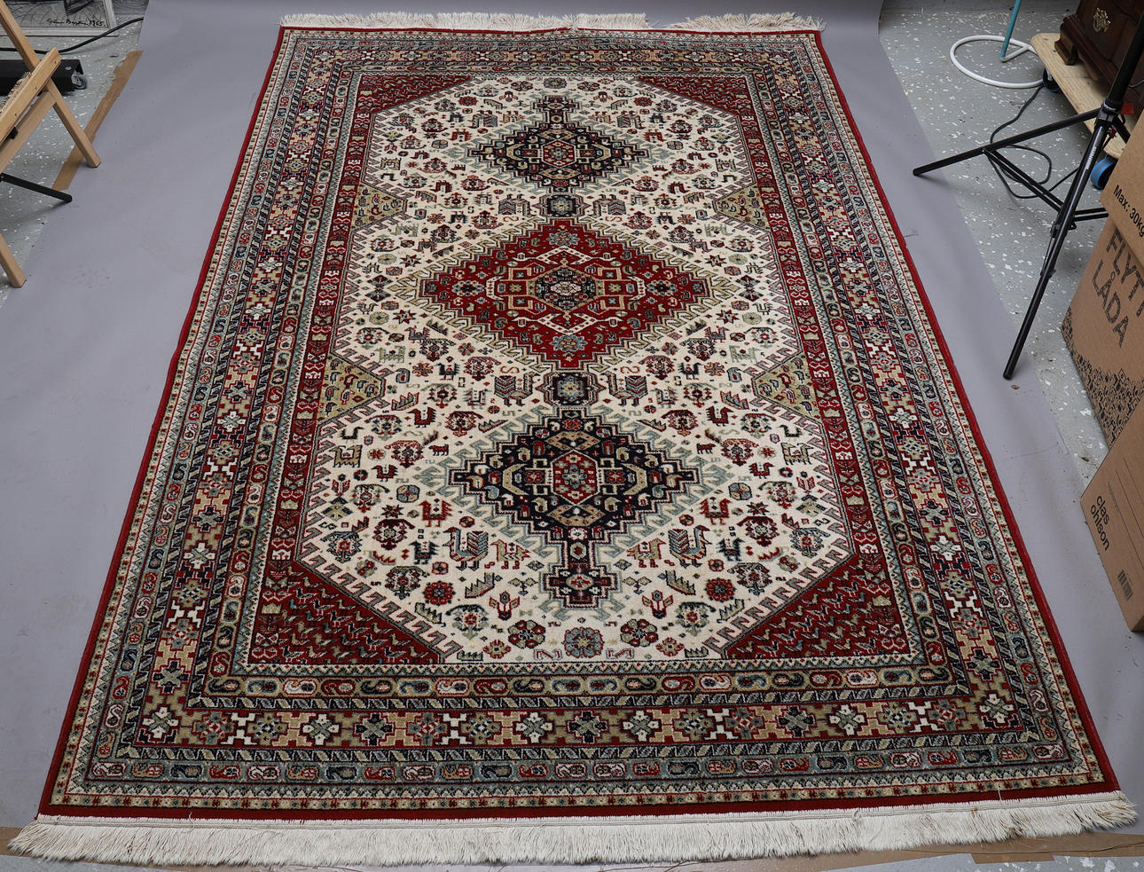CARPET, 200x290 cm.