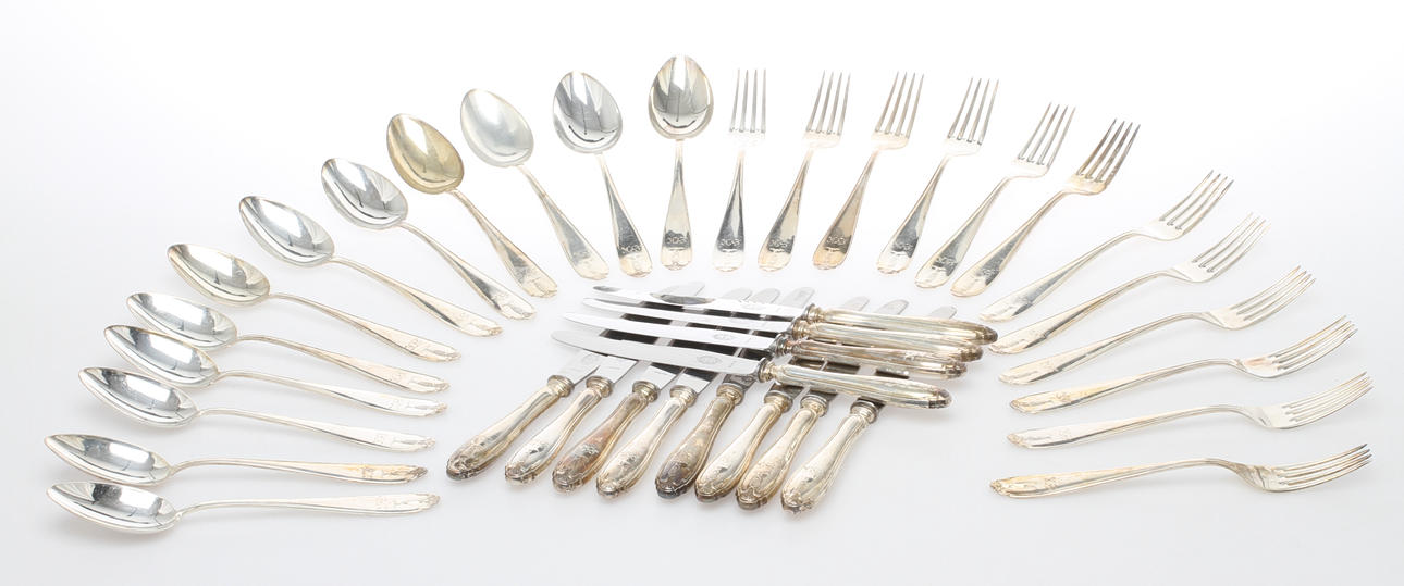 BESTICKSERVIS, 36 delar, "Vasa" GAB 1900-tal. Total vikt ca 2000 gram.