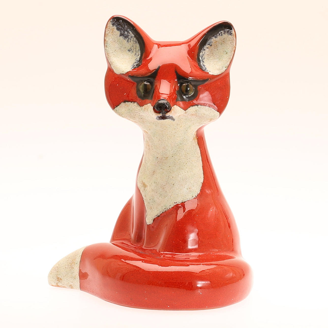 FIGURIN, lergods, Tomas Hellström, Nittsjö.