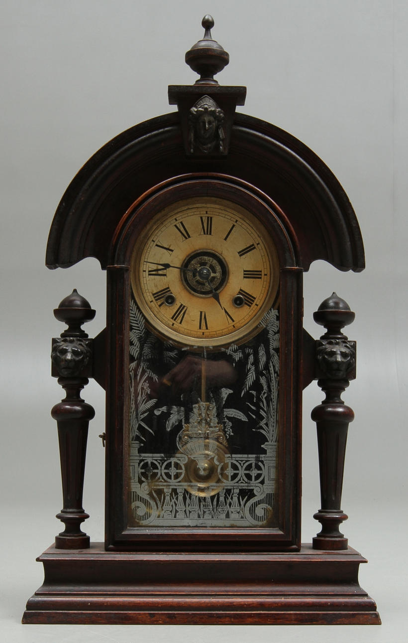 TABLE PENDULUM, America, 1800s.