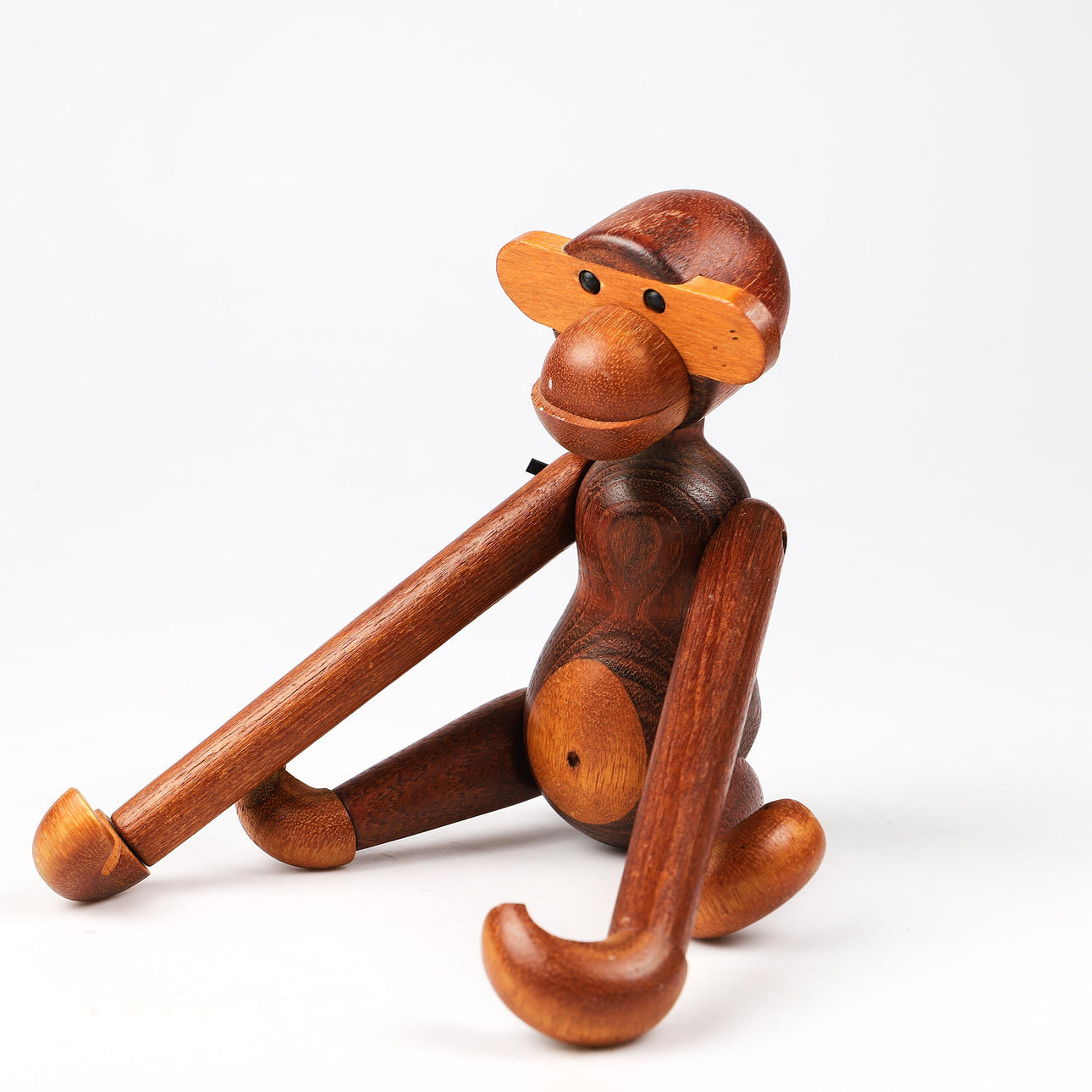 KAY BOJESEN. Figurin, apa, teak, Danmark.