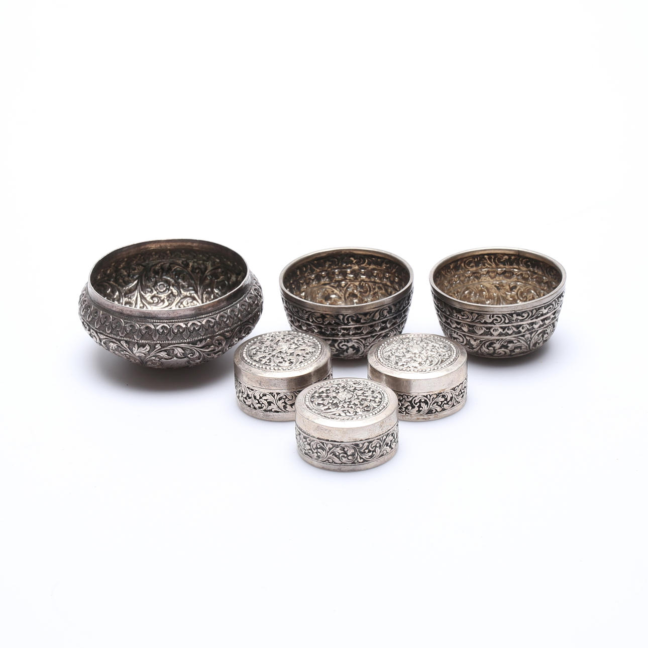 SILVER OBJECTS, 6 parts, oriental, weight approx. 150.2 grams.