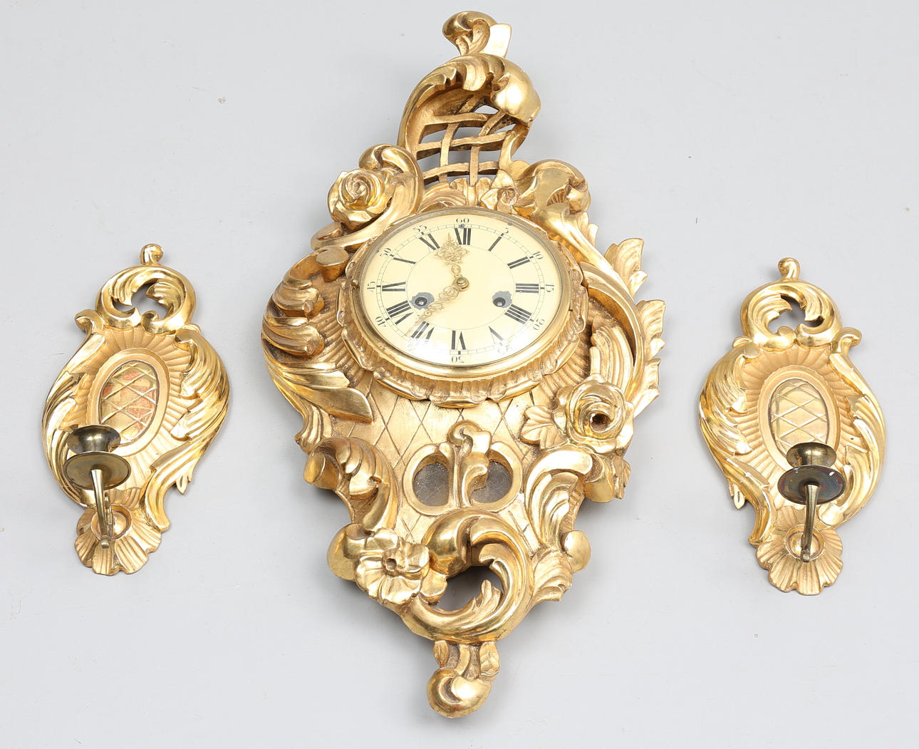 PENDYL med LAMPETTER, förgyllda, 1900-talets mitt/andra hälft.