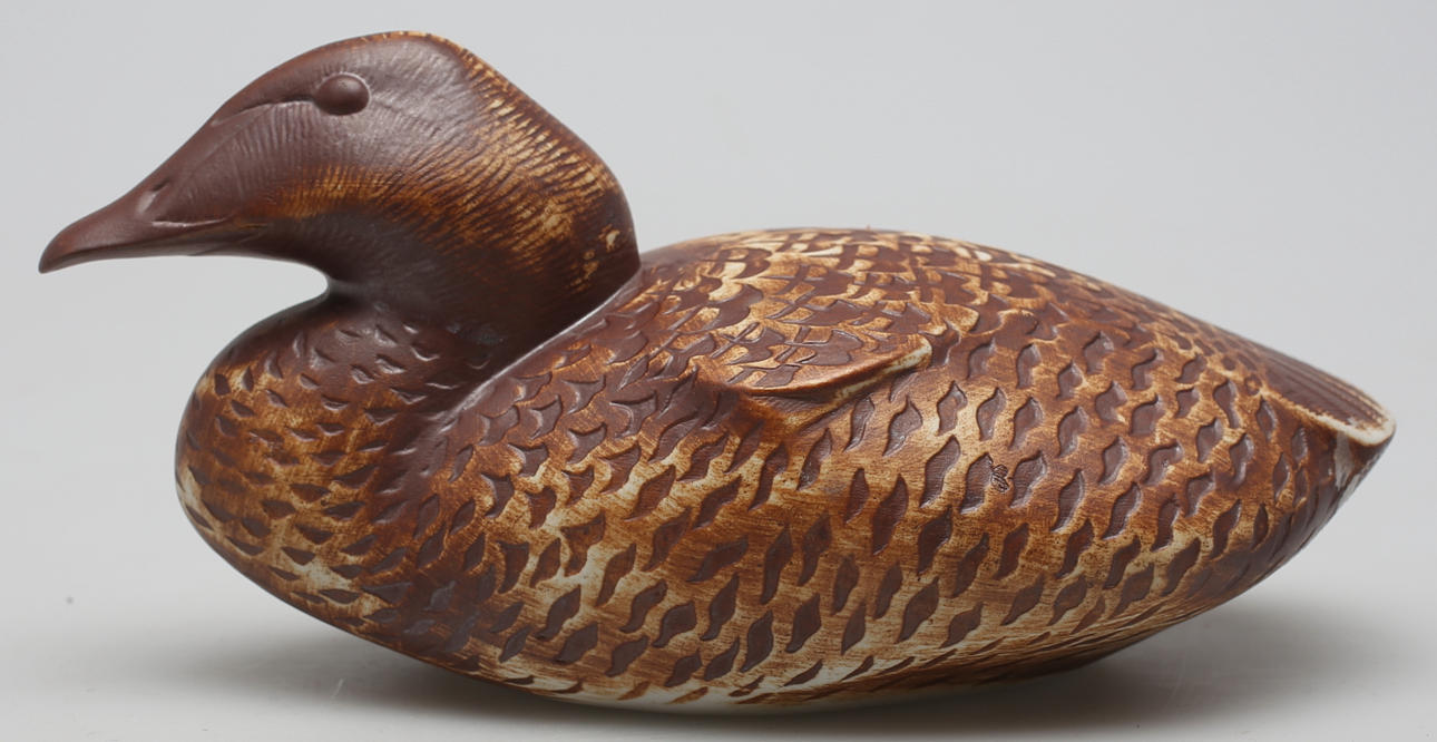 PAUL HOFF. Ejder. Stengods, Paul Hoff, Gustavsberg, Sweden. 1900-talets andra hälft.