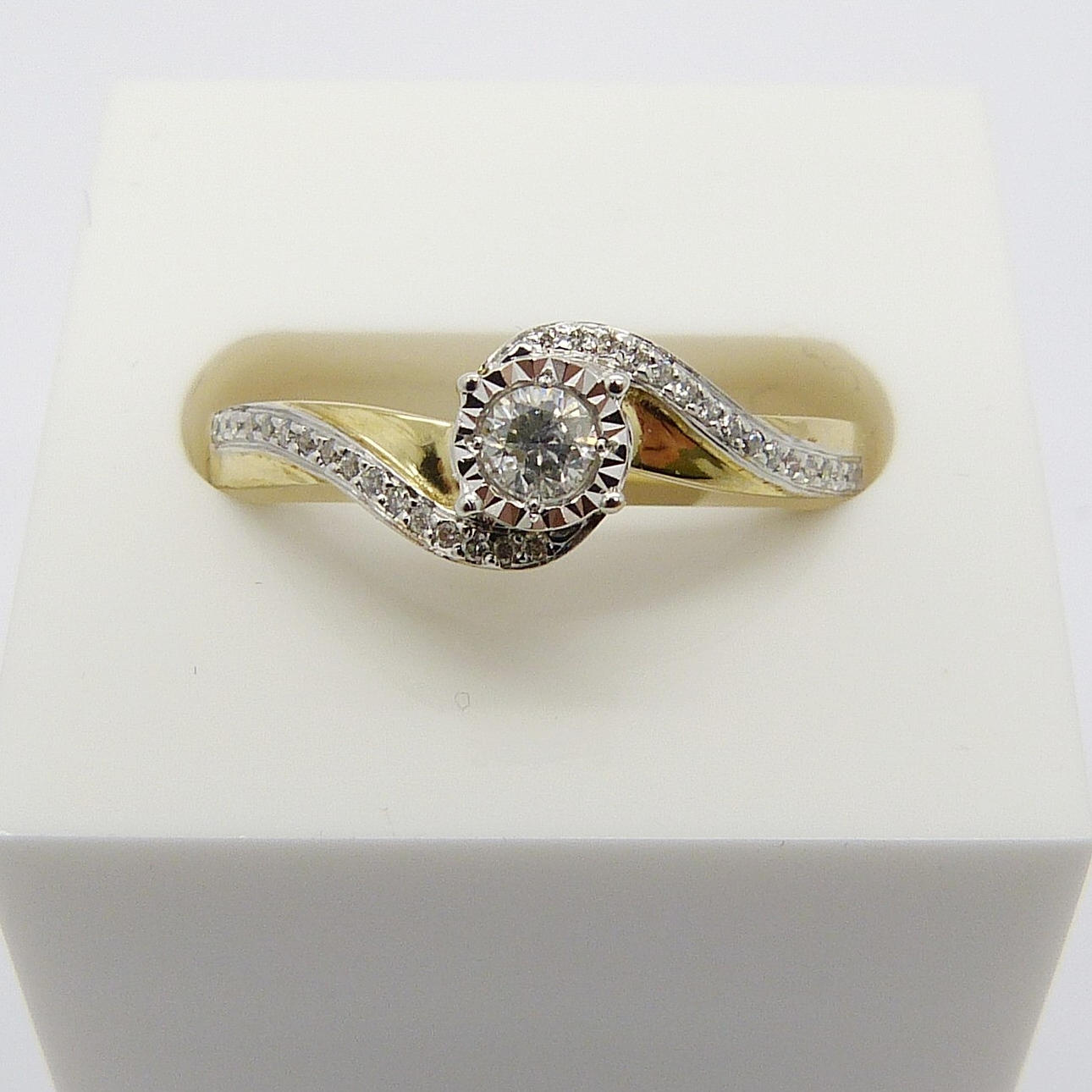 ANILLO DE DIAMANTE DE 0.20 QUILATES.