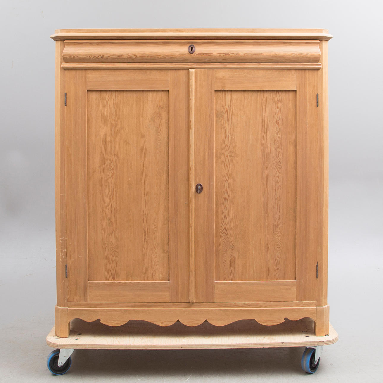 SKÅP, trä, sekelskiftet 1900.