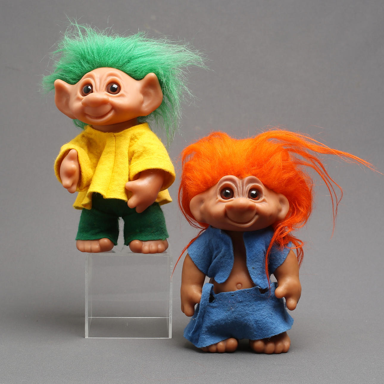 THOMAS DAM. 2 st, troll, ett numrerat "604", Danmark.