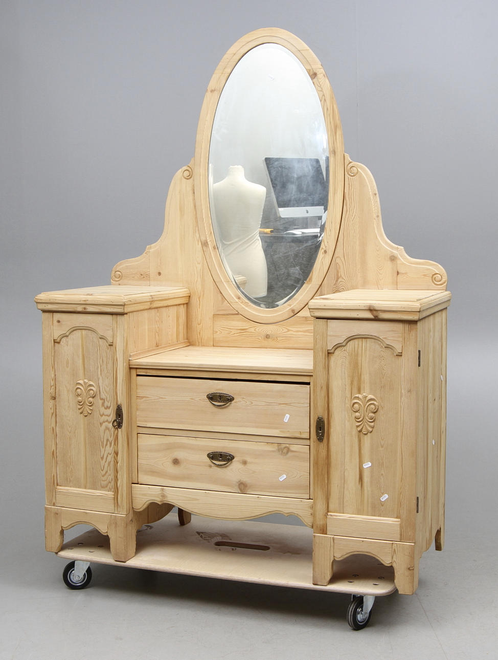 SPEGELBYRÅ, avlutad furu, 1900-tal.