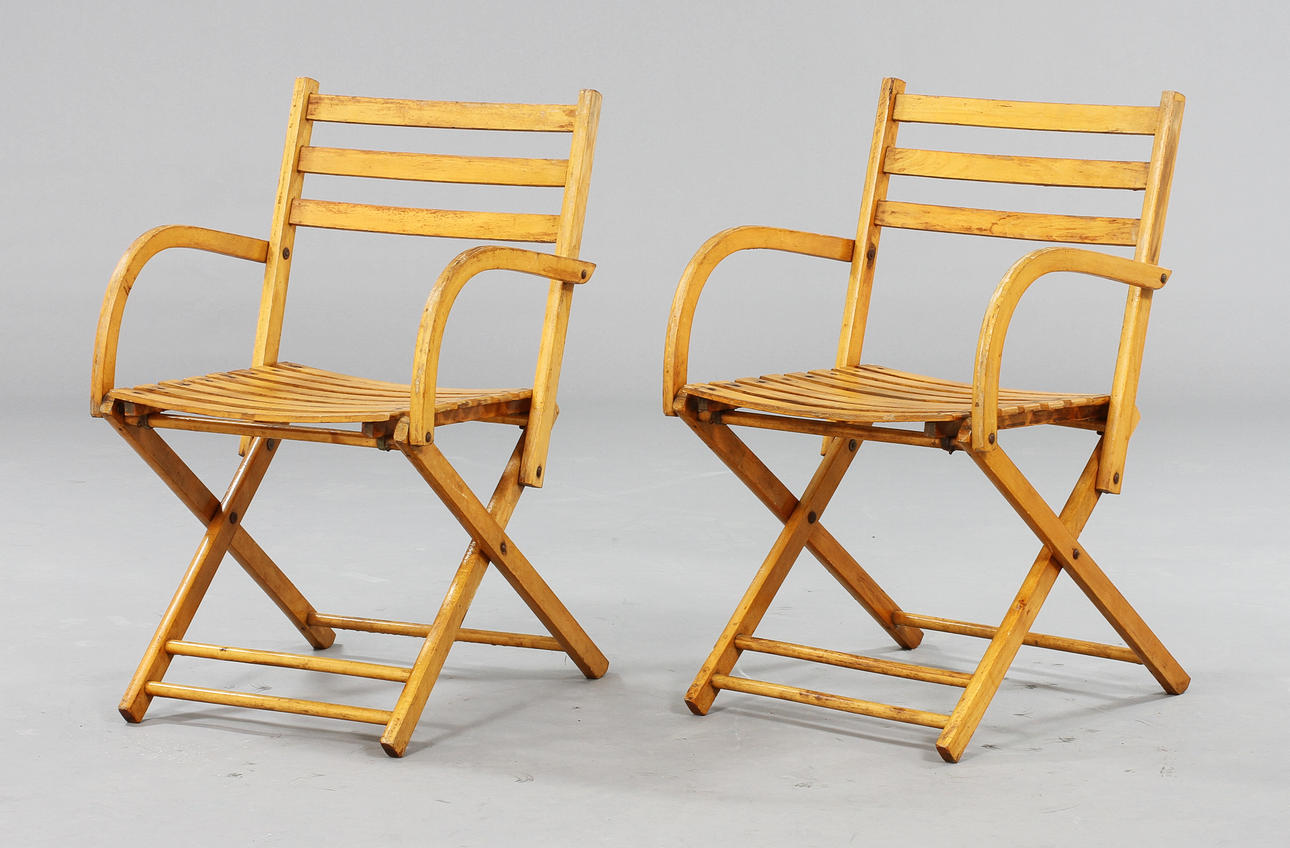 TRÄDGÅRDSSTOLAR, ett par, 1900-tal.