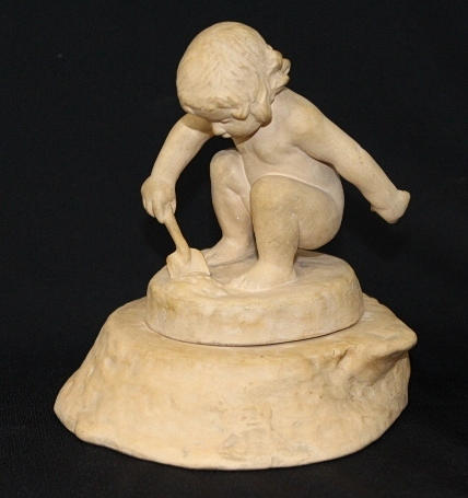 FIGURIN Ipsens Enke "Adda Bonfils".