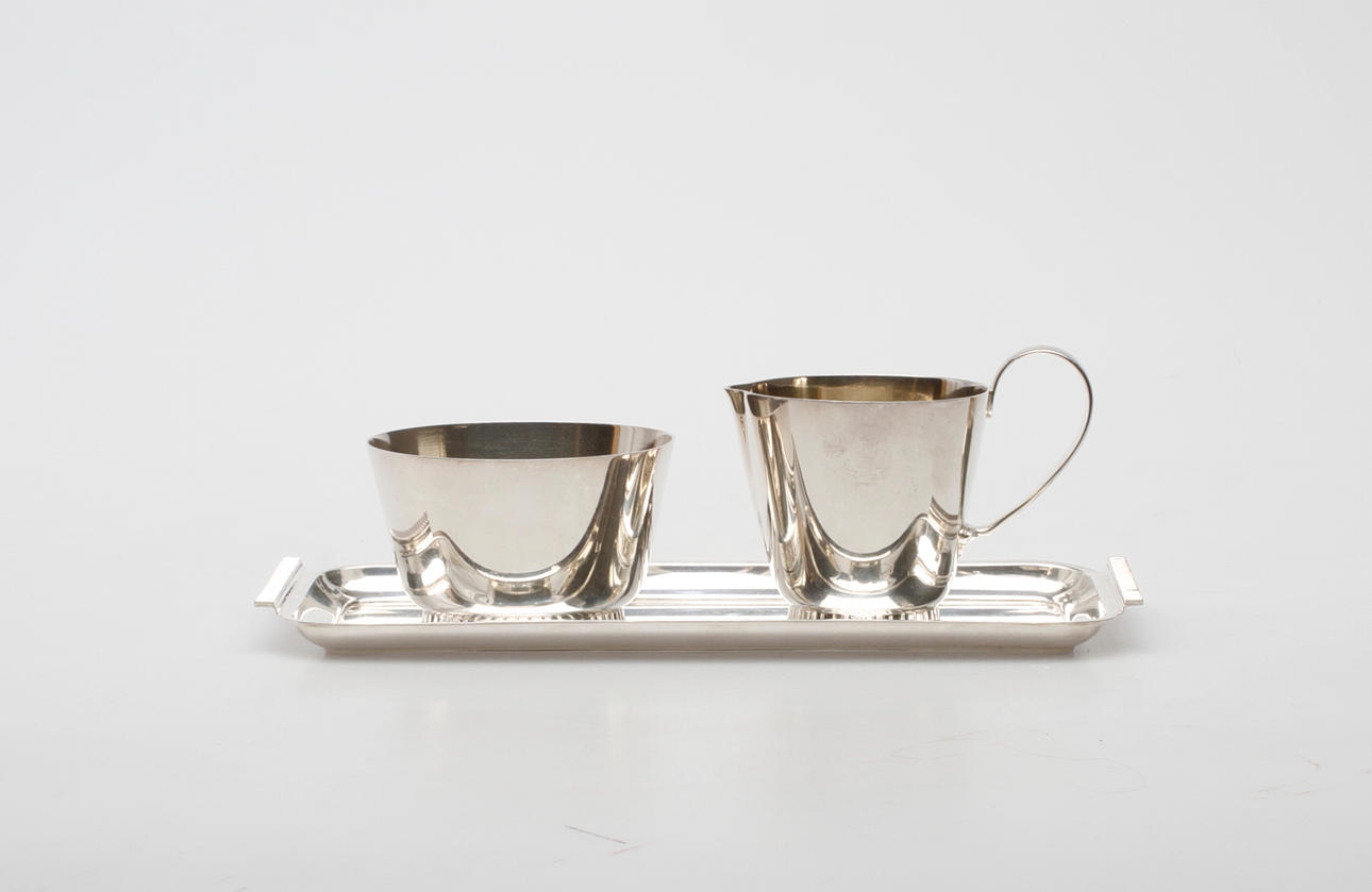 GRÄDDKANNA, SOCKERSKÅL och BRICKA, GAB samt T.Eldh, 1950-tal, vikt ca 318 gram.