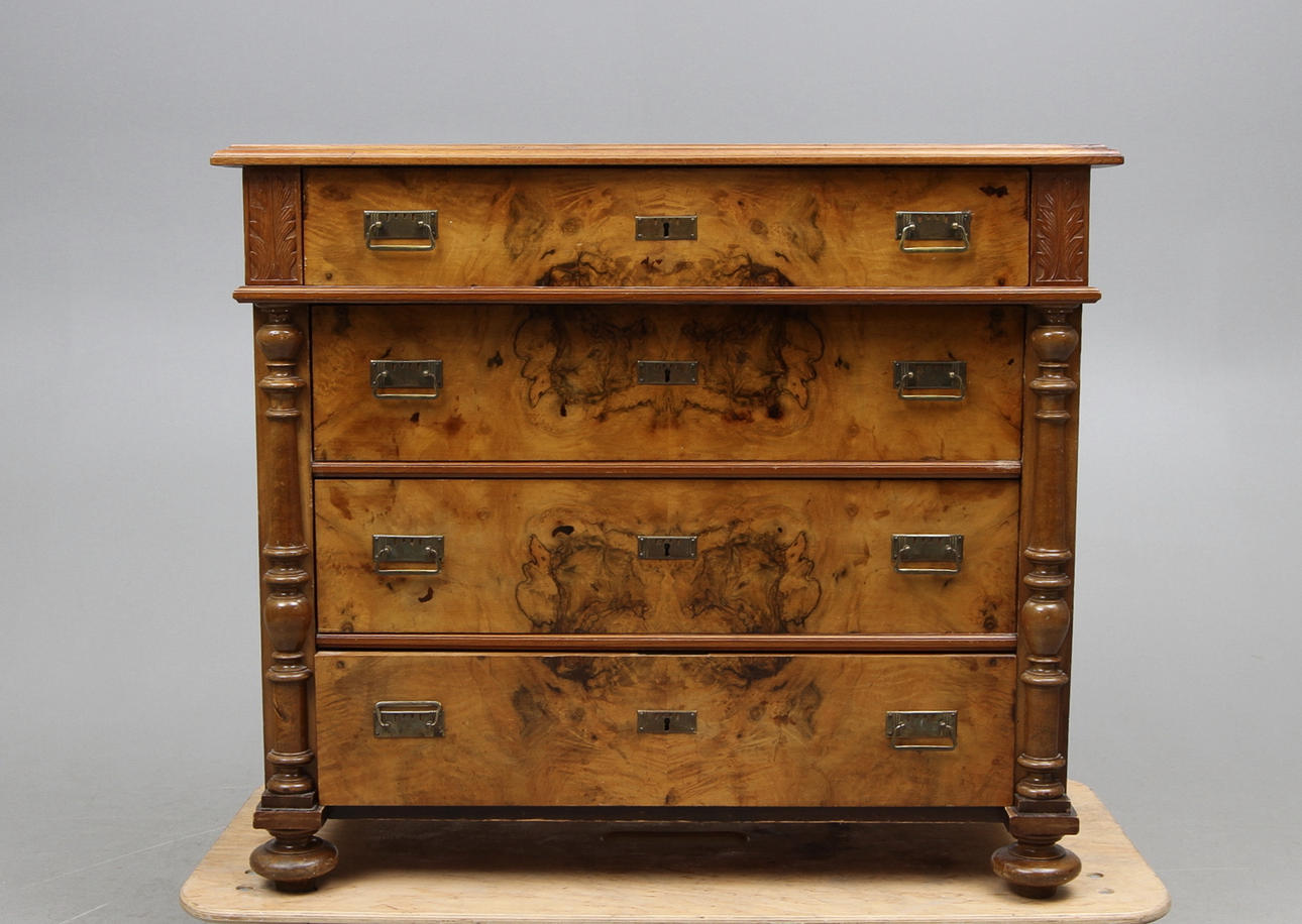 BYRÅ, valnöt, 1800 tal.