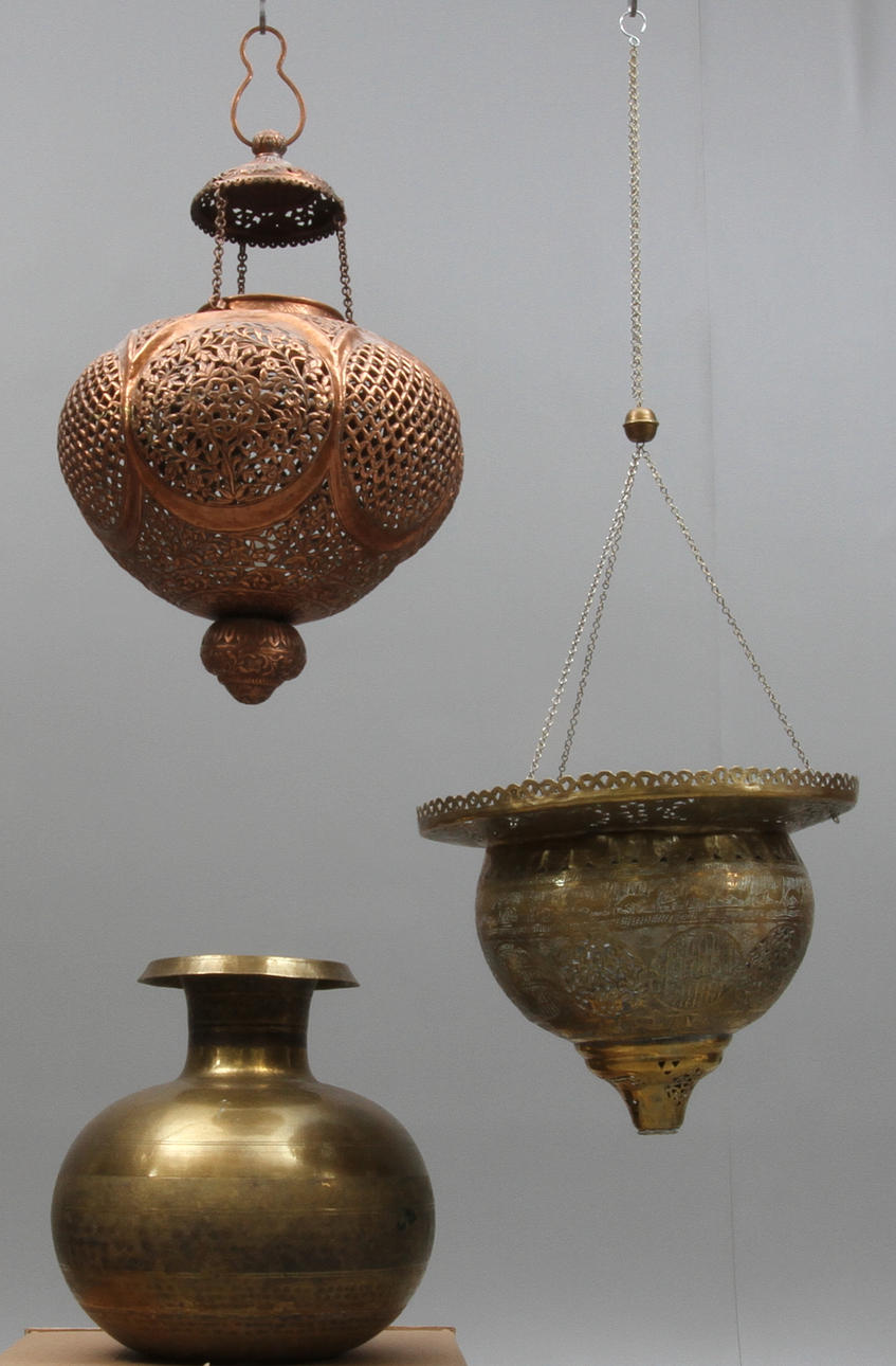 PARTI KOPPAR / MÄSSING, 3 delar, Orientaliskt, 1900-tal.