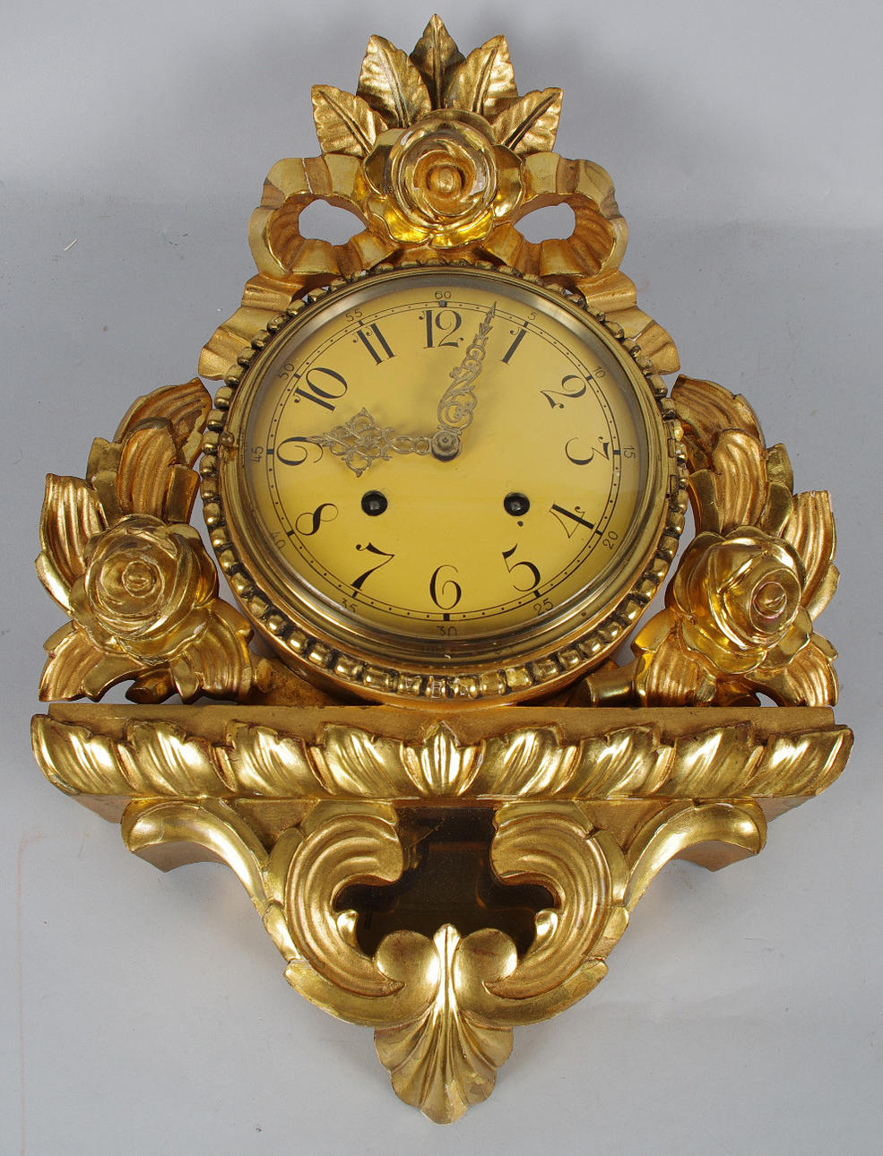 VÄGGPENDYL, förgylld, gustaviansk stil.