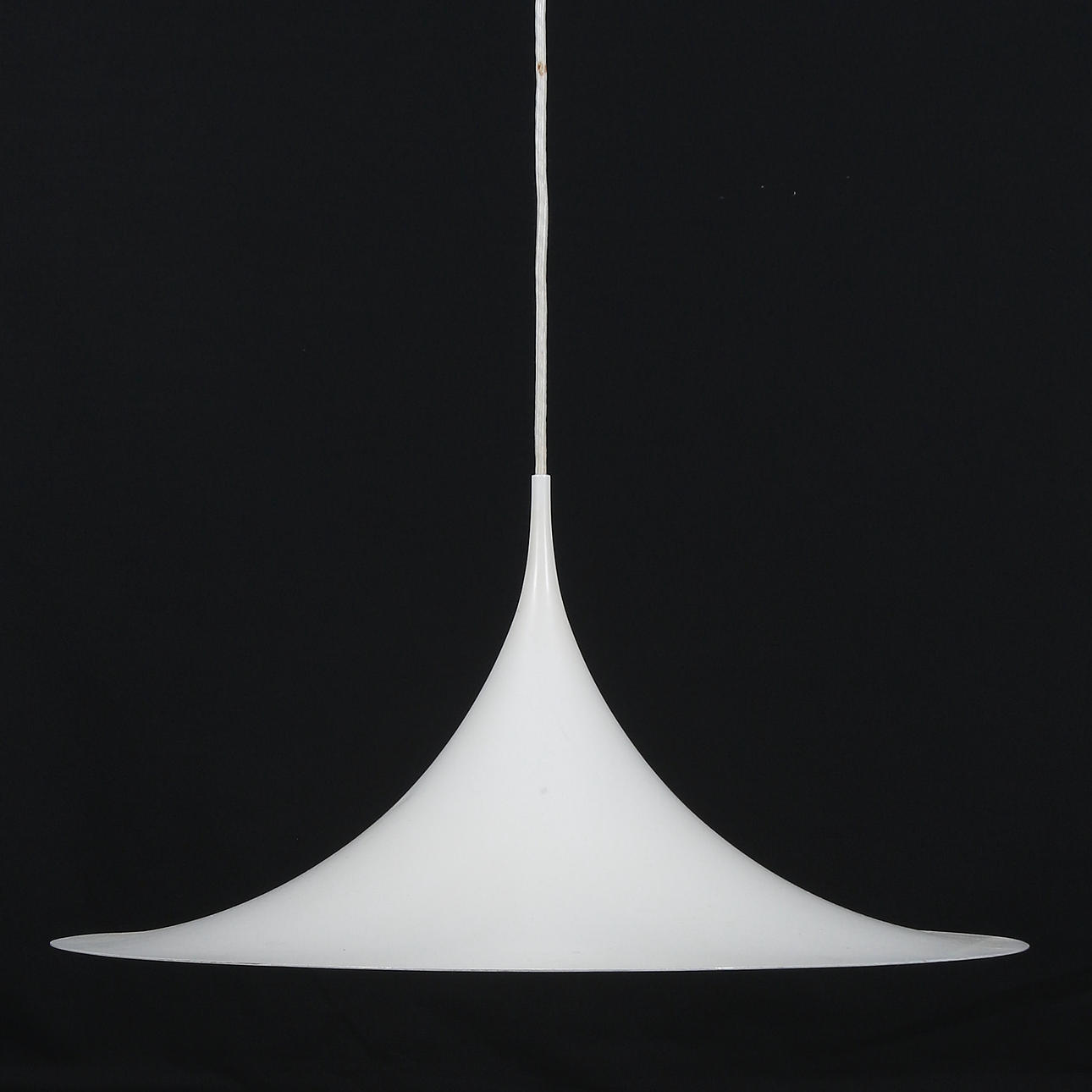 KATTOVALAISIN, "Semipendel" design, Bonderup / Thorup.