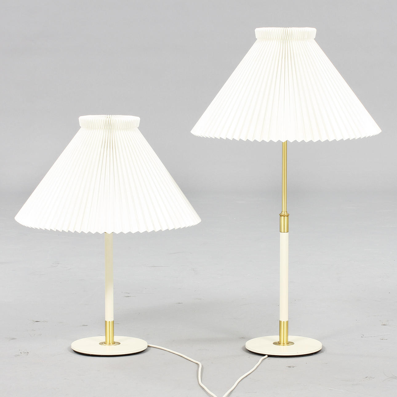 BORDSLAMPOR, 2 st, Le Klint.