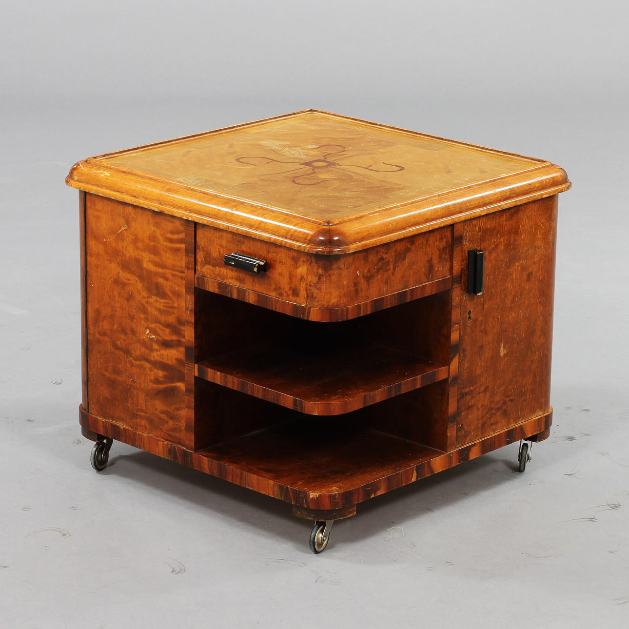 Rökbord, Art deco, 1900-talets första hälft.