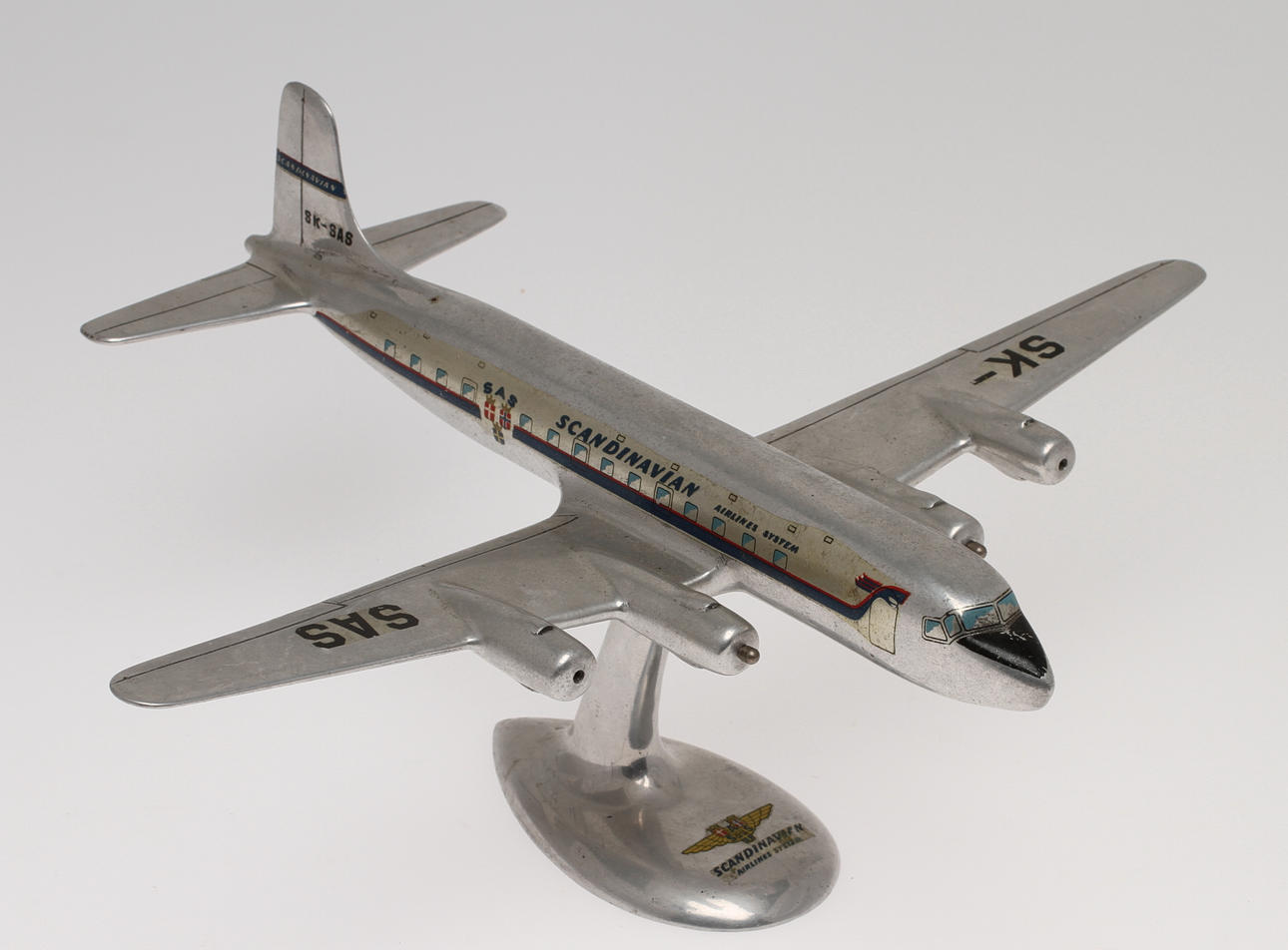 MODELLFLYGPLAN METALL SAS DC-6 1950-tal.