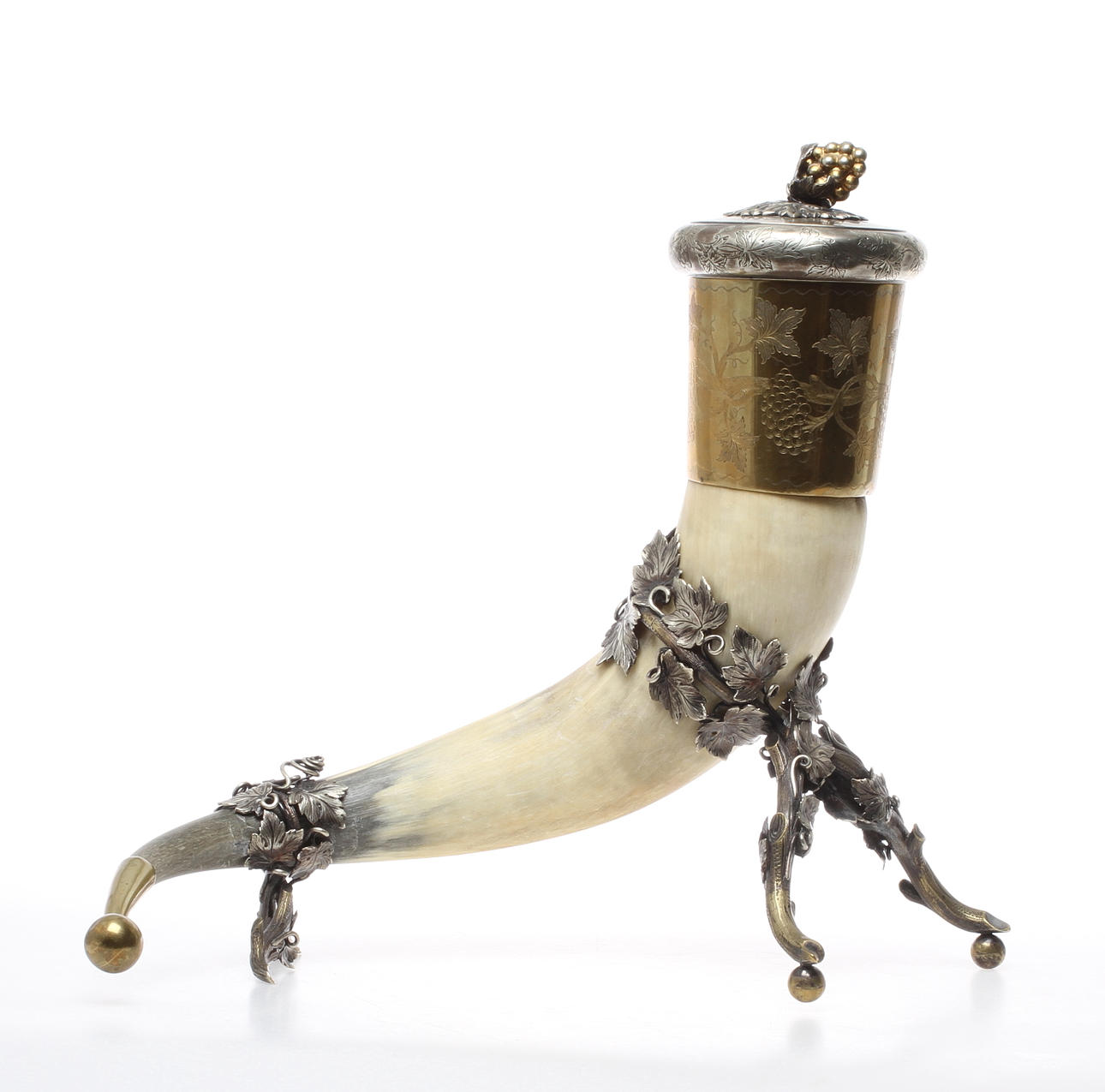 DRYCKESHORN, nysilver och horn, stämplad Braese, sent 1800-tal.