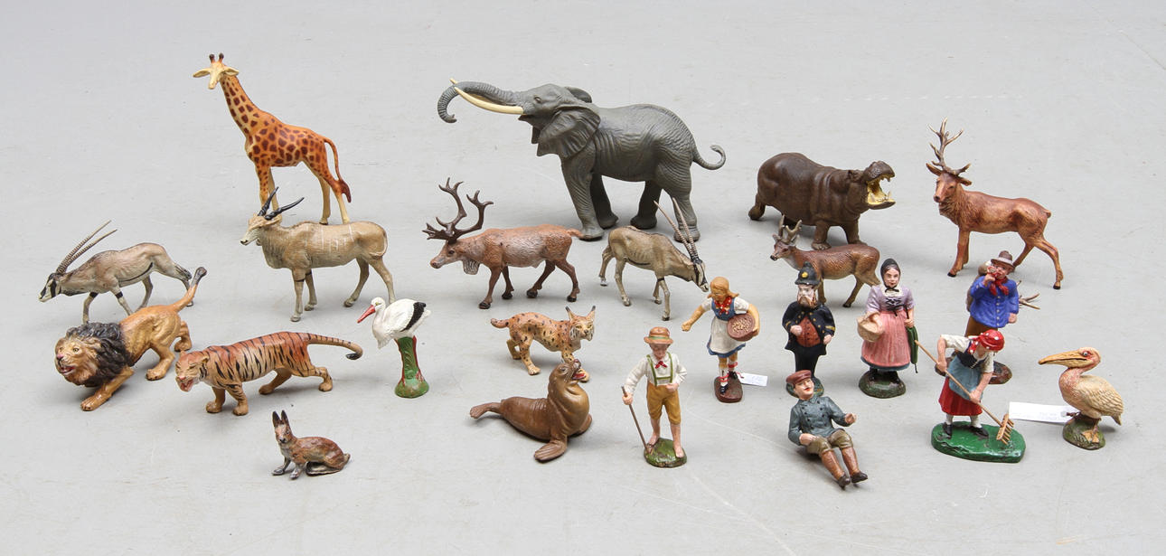 ELASTOLIN, LINEOL med flera. DJUR och CIVILA. Cirka 23 stycken.